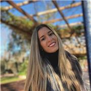 Profesora de primaria apta para impartir todas las materias